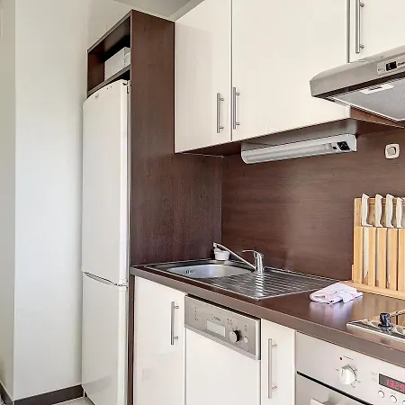 Iris Yourhosthelper Apartamento